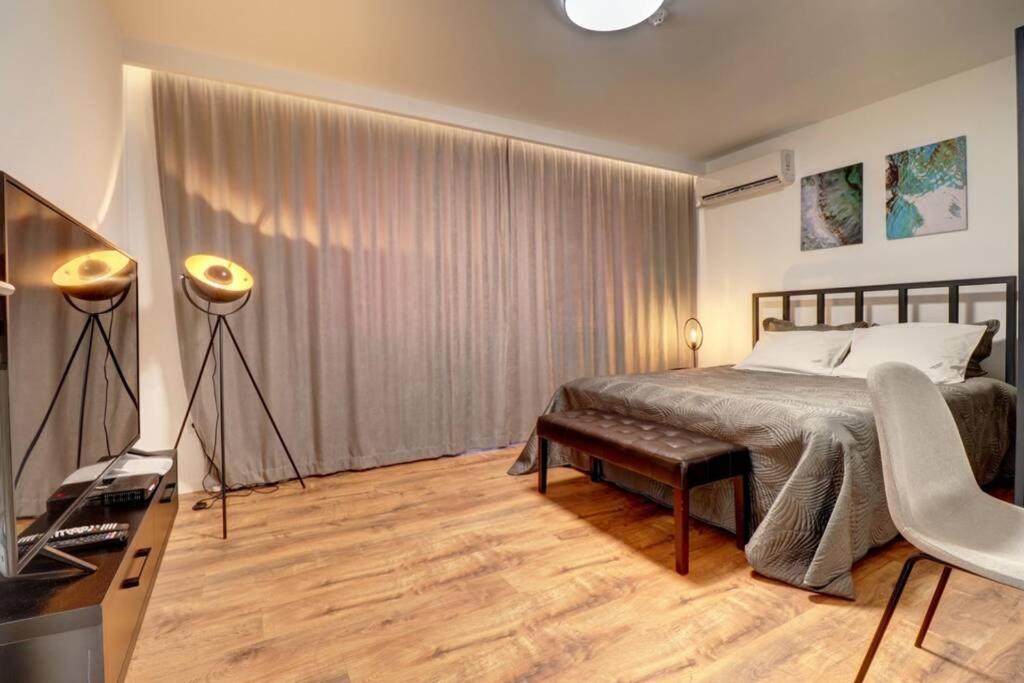 Town Square Apartment Пристина Екстериор снимка